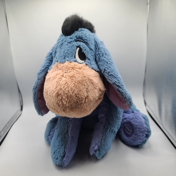 Disney's Eeyore with detaching tail - Disney Store Exclusive - Picture 1 of 6